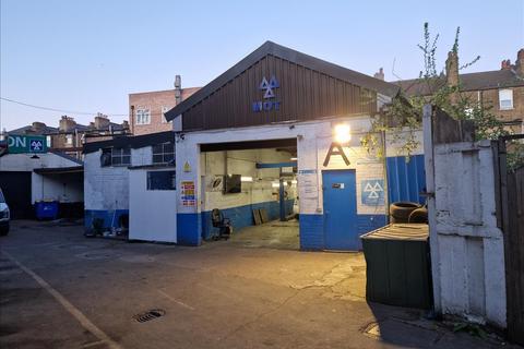 Garage to rent, 10 St. Loys Rd, Haringey, London, N17