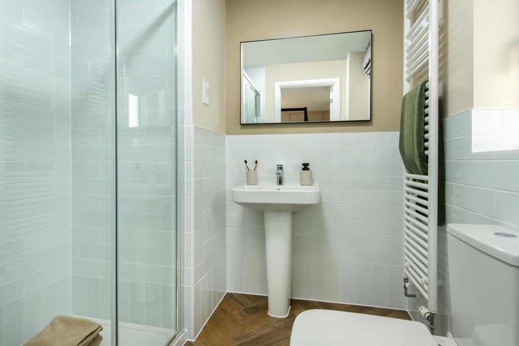 Lynford en suite