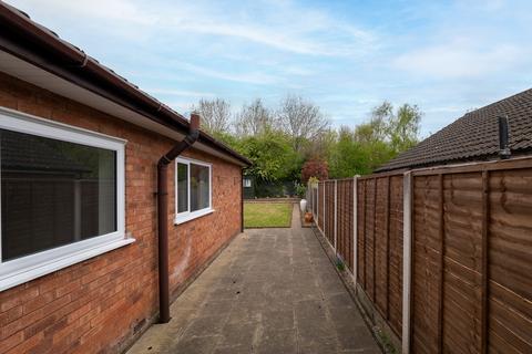 14 Cedar Road, Barton Under Needwood, Burton-on-trent, DE13 8LH