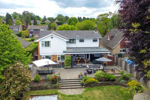 37 Gilmais, Bookham, Leatherhead, KT23 4RP
