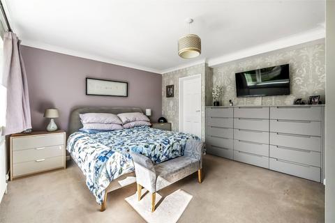 37 Gilmais, Bookham, Leatherhead, KT23 4RP