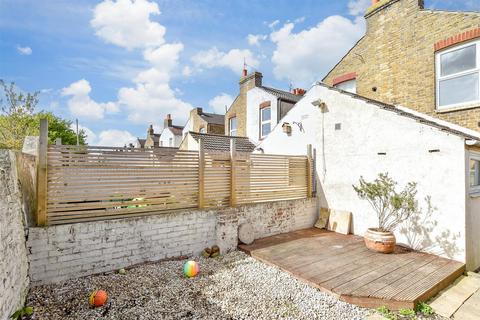 5 Jefferson Road, Sheerness, ME12 2PU