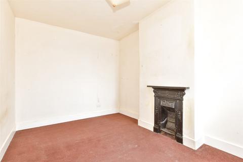 5 Jefferson Road, Sheerness, ME12 2PU
