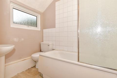 5 Jefferson Road, Sheerness, ME12 2PU