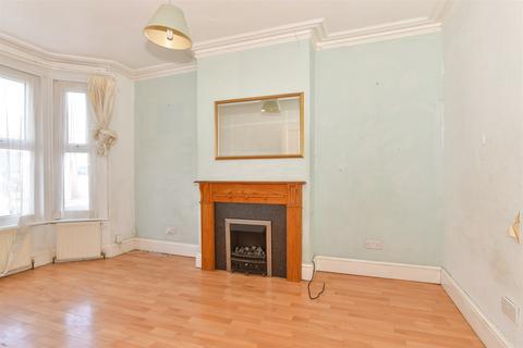 5 Jefferson Road, Sheerness, ME12 2PU