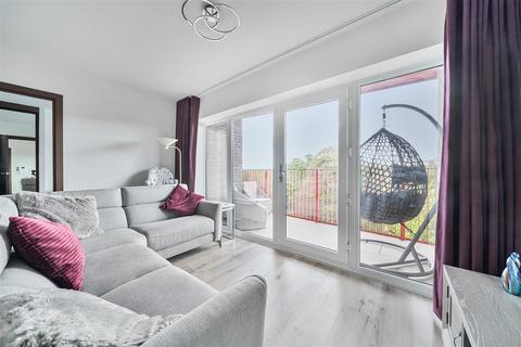 2 bedroom apartment for sale, Mill Wood, Maidstone