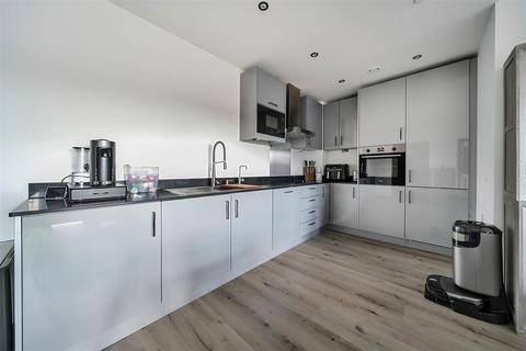 2 bedroom apartment for sale, Mill Wood, Maidstone