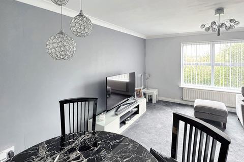 16 Mckinley Way, Widnes, WA8 9QH