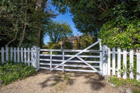 4 bedroom detached house for sale, Old Street, Fareham PO14