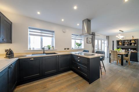 30 Thomas Drive, Killinghall, Harrogate, HG3 2FA