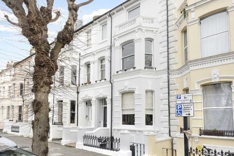 2 bedroom flat to rent, Tisbury Road, Hove, BN3