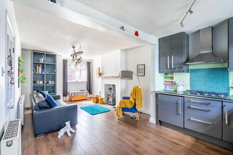 undefined, Fifth Avenue, York