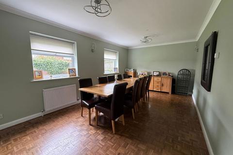 5 bedroom detached house for sale, Alderney Gardens, Broadstairs CT10