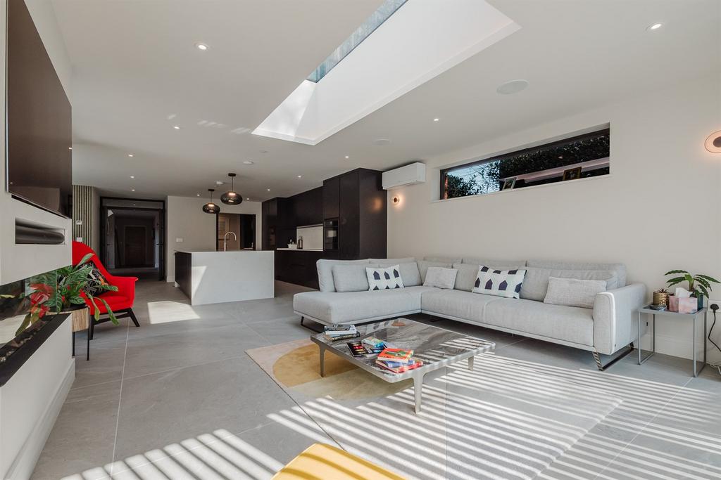 Living Dining Area