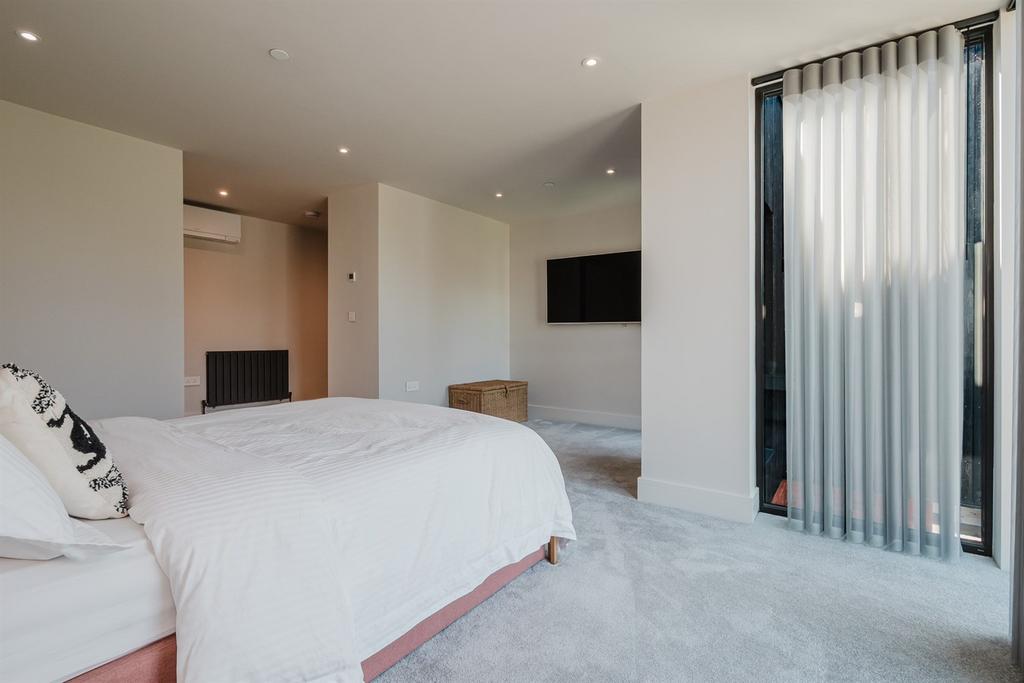 Guest Bedroom Suite