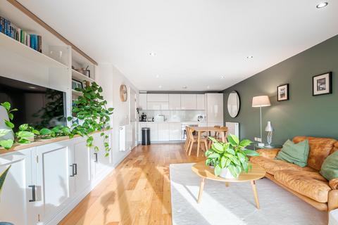 1 bedroom apartment to rent, BRAMAH ROAD, SW9