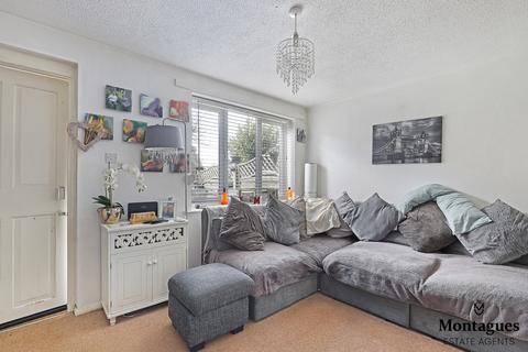 37 Hampden Close, North Weald, Epping, CM16 6JX