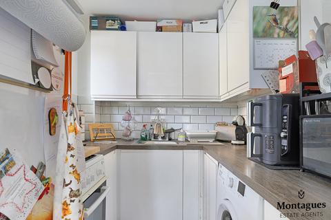 37 Hampden Close, North Weald, Epping, CM16 6JX