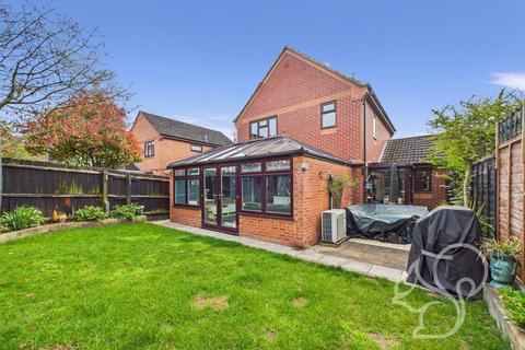 3 bedroom detached house for sale, Laurel Close, Bury St. Edmunds IP31