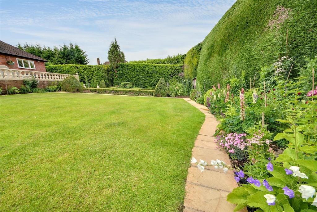 Img 4526-img 4530.jpg