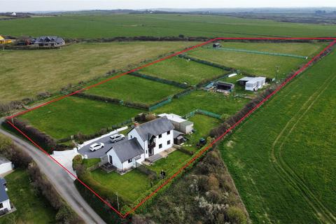5 bedroom property with land for sale, Broad Haven, Haverfordwest