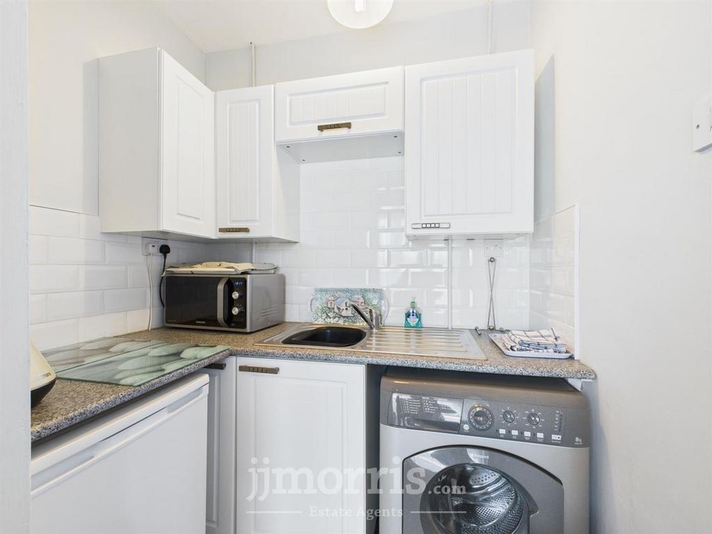 Annex Kitchenette