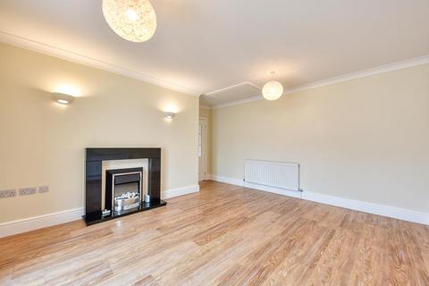 2 bedroom detached bungalow for sale, Wellington Road, Burton Joyce, Nottingham NG14