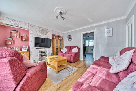 39 Walnuts Road, Orpington, BR6 0RG