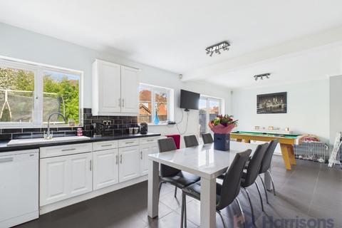 4 bedroom detached house for sale, Balas Drive, Sittingbourne, Kent, ME10 5AS