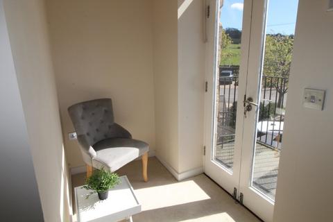 18 Airedale Mills, Bingley, BD16 3HW