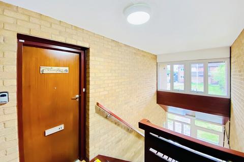 2 bedroom flat for sale, Fern Close, Thurnby, LE7
