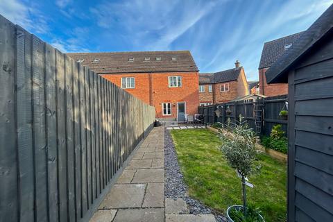 9 Churchfield Close, Deeping St James, Peterborough, PE6 8PP