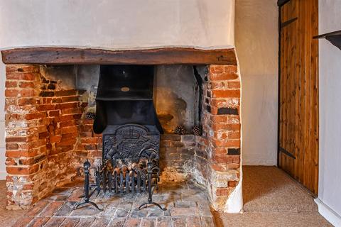 1 bedroom cottage for sale, Marlborough Street, Andover
