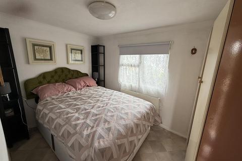 1 bedroom mobile home for sale, Elstree Park, Borehamwood WD6