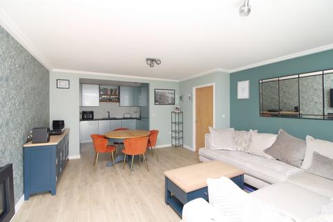 3 bedroom apartment for sale, Horsted Court, Kingscote Way, Brighton