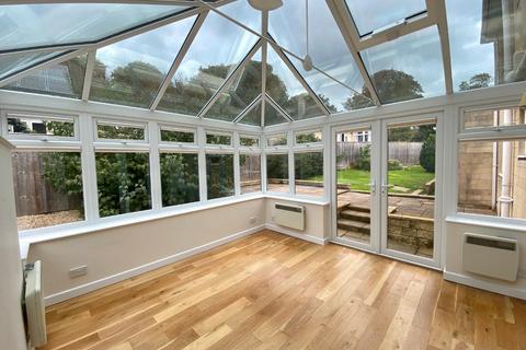 4 bedroom house to rent, St Stephens Close
