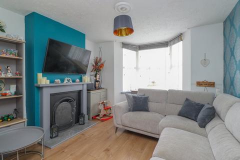 3 bedroom terraced house for sale, St. James Terrace, Birchington, CT7