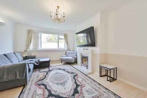 2 bedroom flat for sale, Woodville Court, Watford, WD17