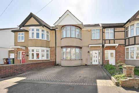 4 bedroom terraced house for sale, Boxmoor Road, Kenton, Harrow, HA3
