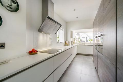 48 Westgate, Guiseley, Leeds, LS20 8HL