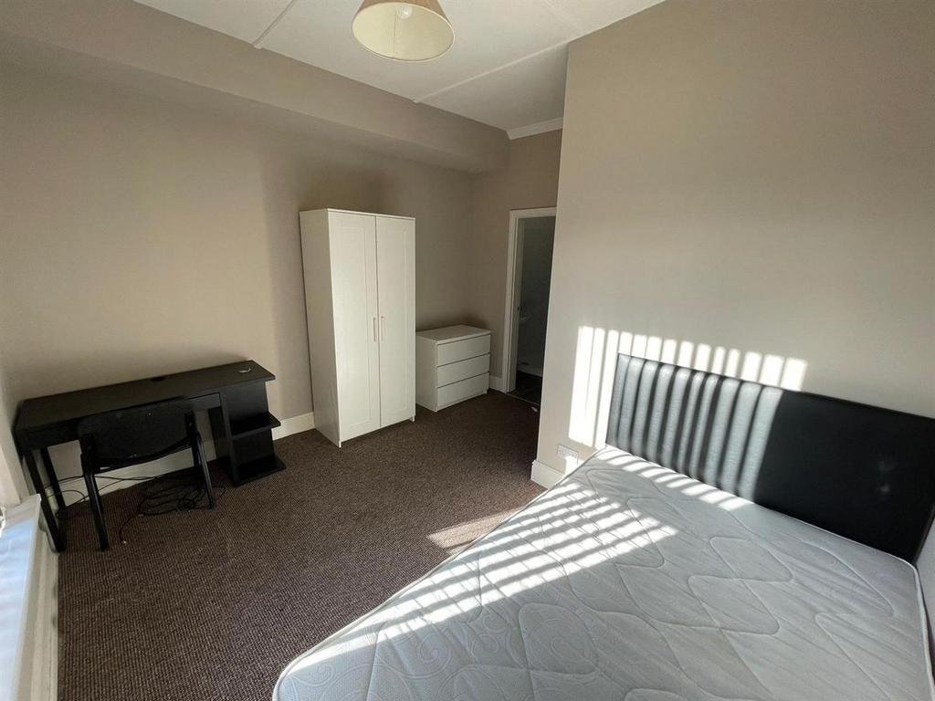 28 Vermont St 2021 8.jpg