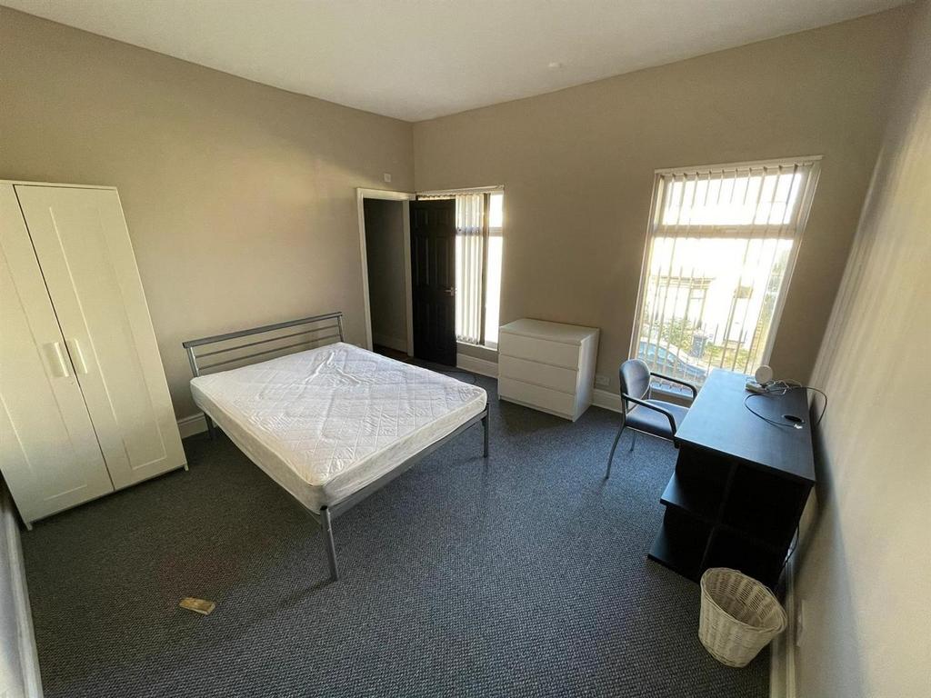 28 Vermont St 2021 9.jpg