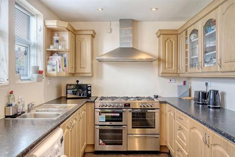 1 Arrowsmith Path, Chigwell, IG7 4PW