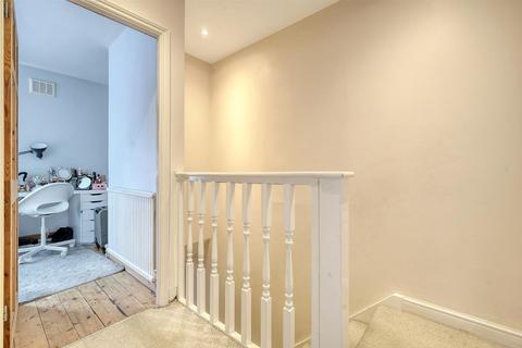 1 Arrowsmith Path, Chigwell, IG7 4PW