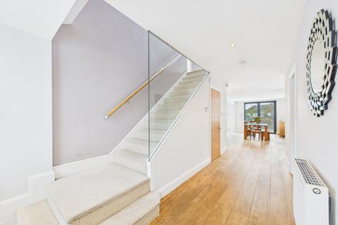 9 Ashtree Way, Hemel Hempstead, HP1 1QS