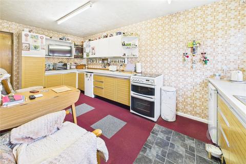 28 Grosvenor Road, Barton Seagrave, Kettering, NN15 6TF