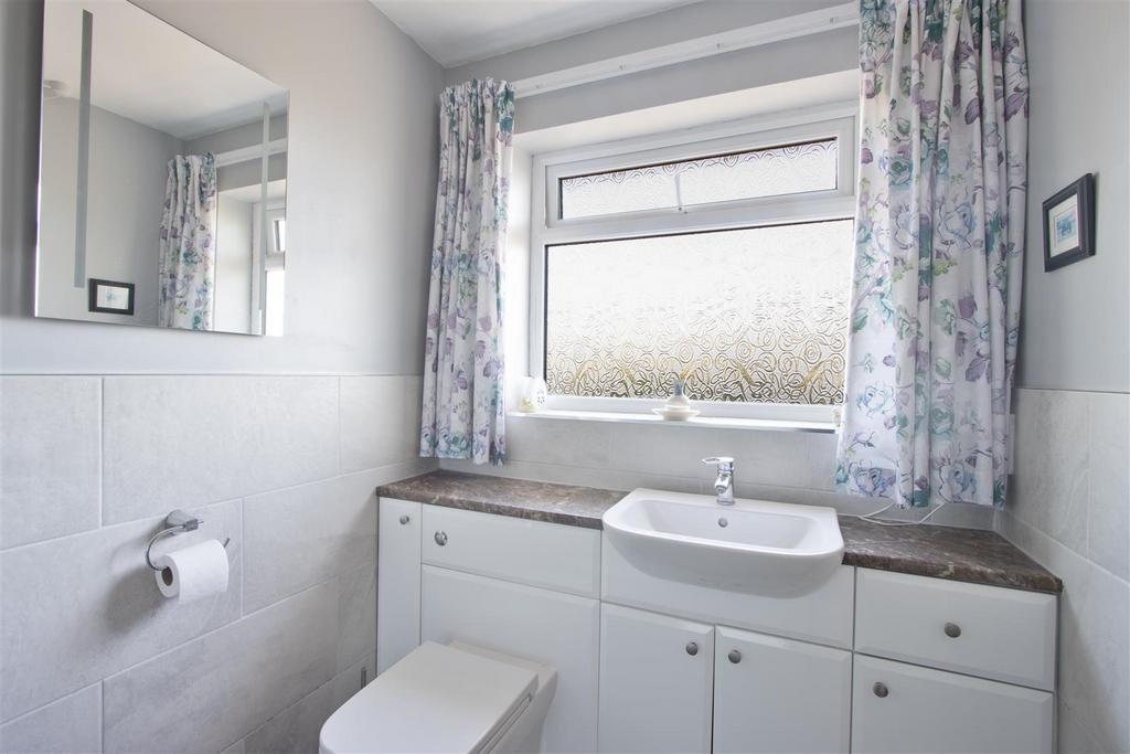 Family Shower Room