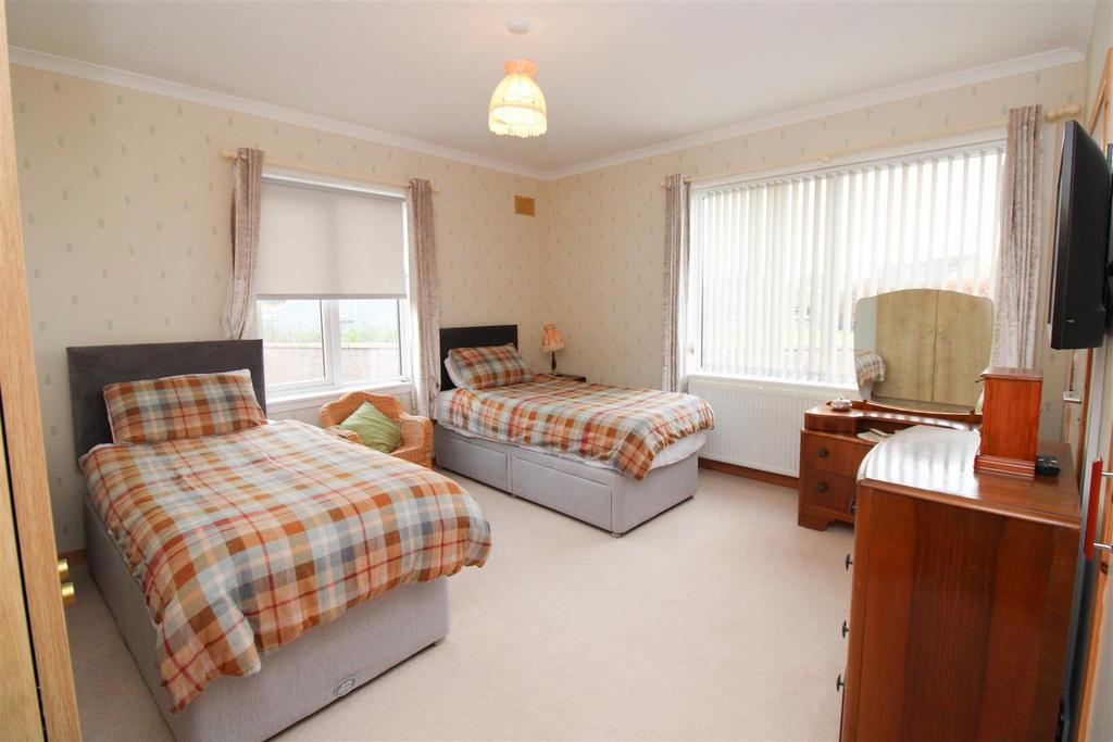 BED 3.jpg