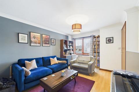 67 Elm Street, Errol, Perth, PH2 7SQ