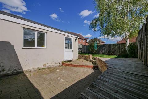 20 Blacklands Road, Benson, Wallingford, OX10 6NW